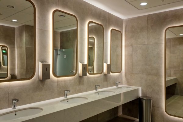 Contemporary,Interior,Of,Public,Toilet,In,Shopping,Mall